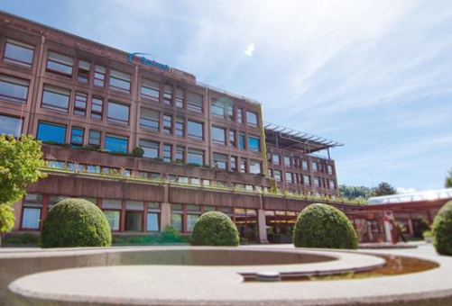 Foto des Spital Thun von aussen